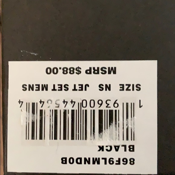 Michael Kors Wallet - Picture 4 of 4